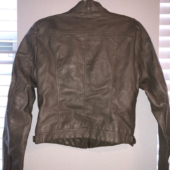Leather jacket - Picture 4 of 4